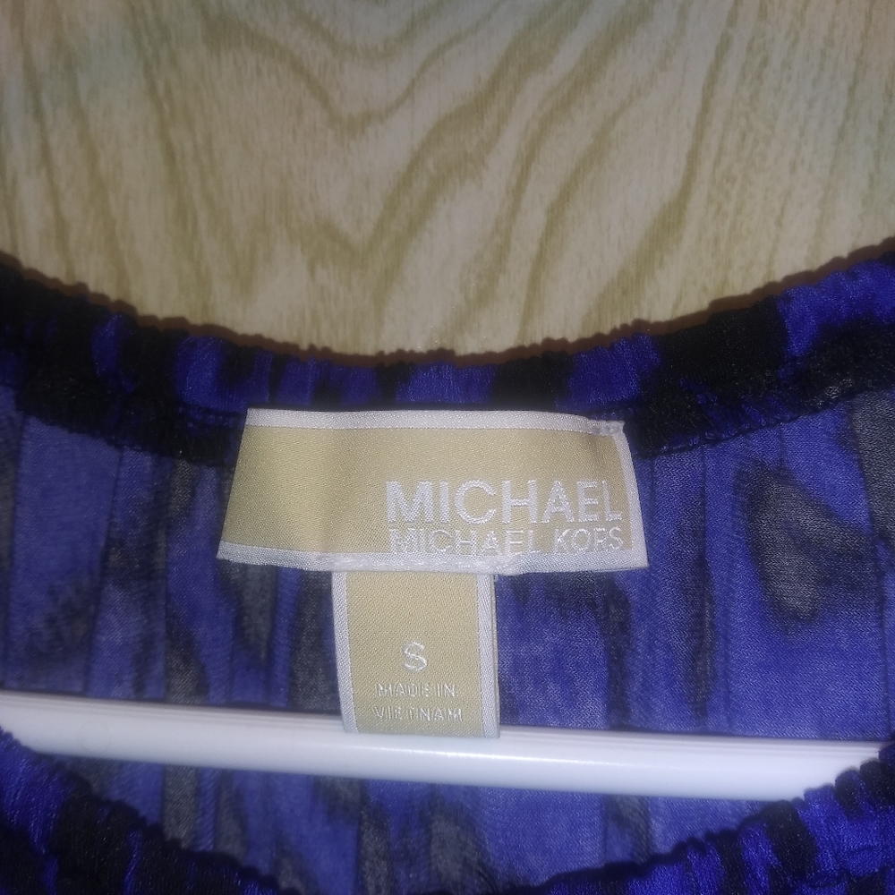 Micheal Kors shirt